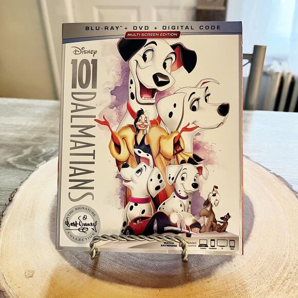 Disney's 101 Dalmatians Blue-Ray + DVD + Digital Code, New & Sealed! - Picture 1 of 4